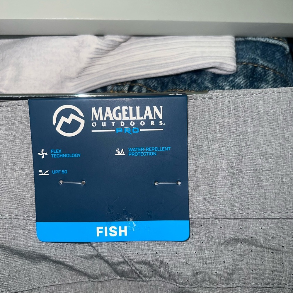 NWT 2 Pairs Magellan Outdoors Pro Fish Angler Technical Shorty Bundle Size: XL - Picture 6 of 8
